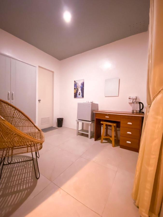 Bella'S Guest House Pooc Bagian luar foto