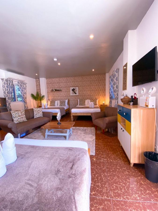Bella'S Guest House Pooc Bagian luar foto